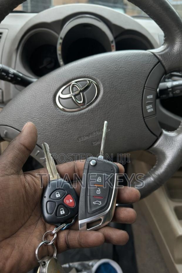 Toyota Fortuner Key Duplication - main view