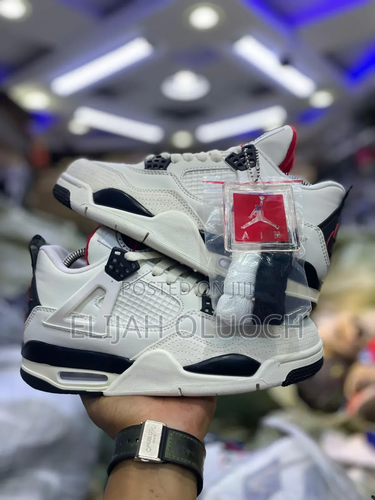 Air Jordan 4 “Flight Club “😎

Quality Leather