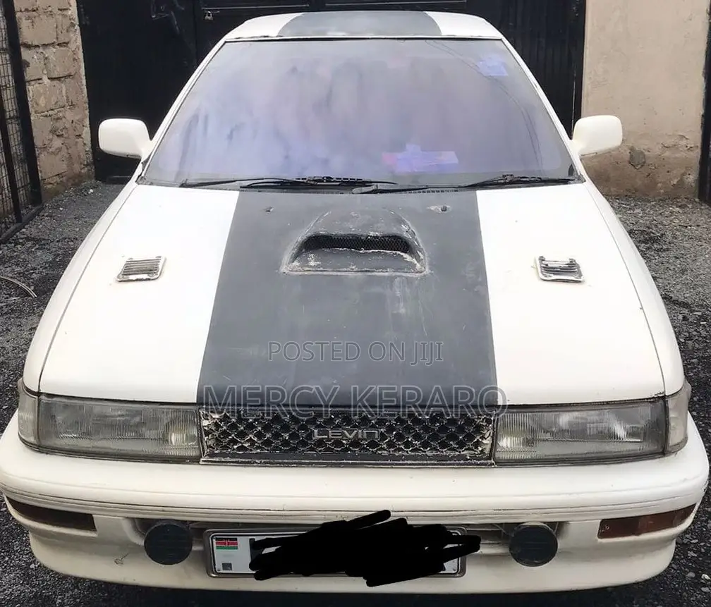 Toyota Corolla Sedan 1990 White