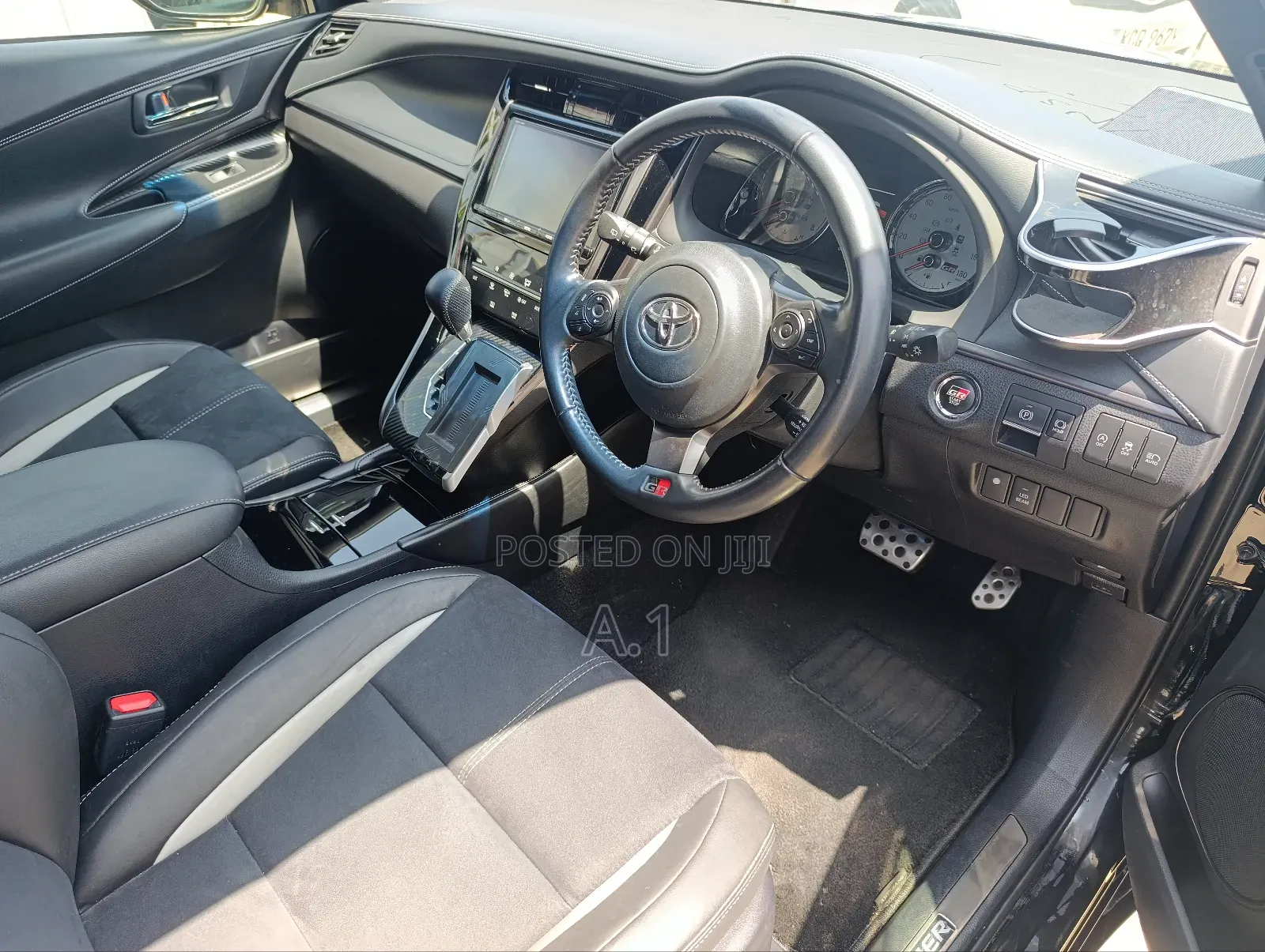 Toyota Harrier 2.0 Turbo GR Sport 2019 Black