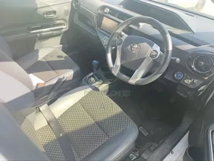 Toyota Aqua 2018 White