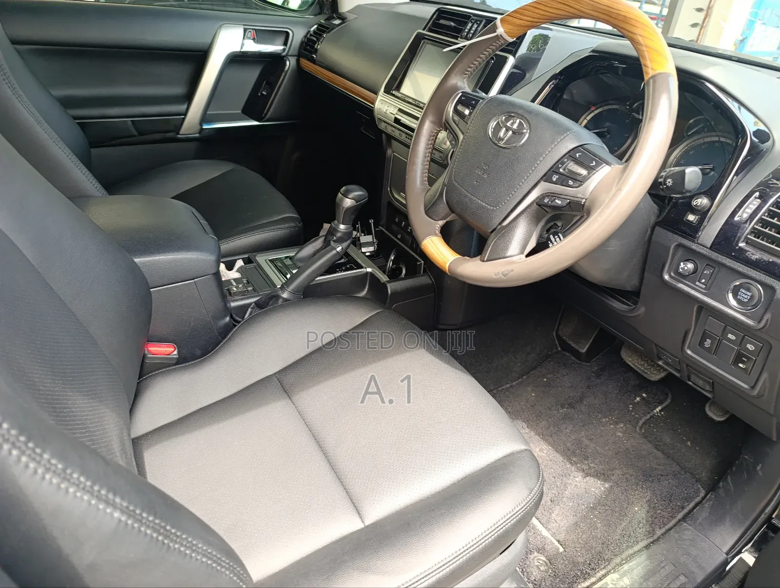 Toyota Land Cruiser Prado 2.7 2019 Black