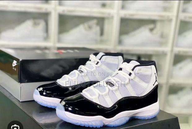 Jordan 11 Retro Concord 🔥🔥🐾
Quality 🫰🏿