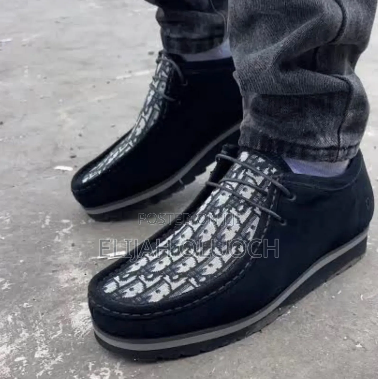 Clark’S Dior Black 🔥

Quality 👌🏽