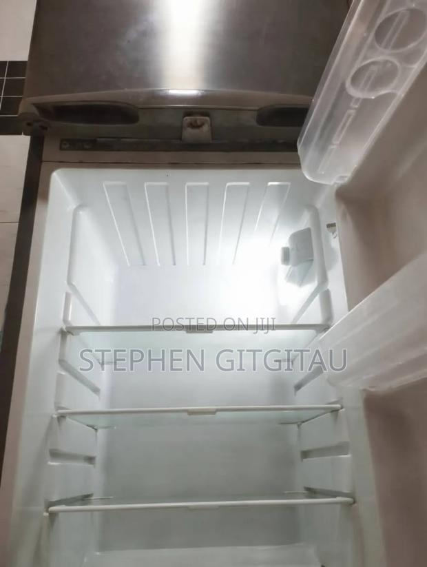 Roch Refrigerator Used as New - thumbnail 3