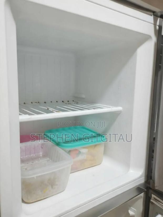 Roch Refrigerator Used as New - thumbnail 4