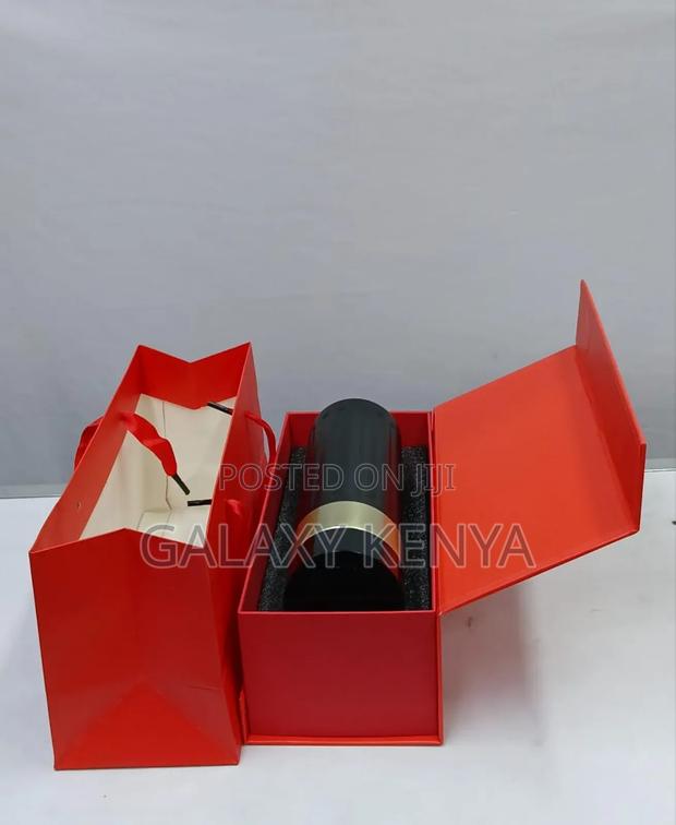 Thermal Insulated Vacuum Flask With *Gift Box and Bag Set - thumbnail 2