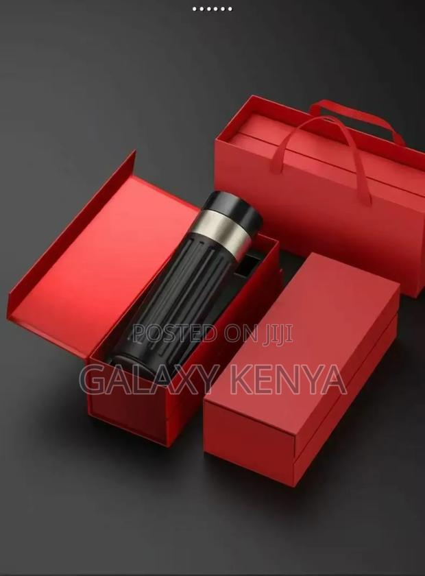 Thermal Insulated Vacuum Flask With *Gift Box and Bag Set - thumbnail 9