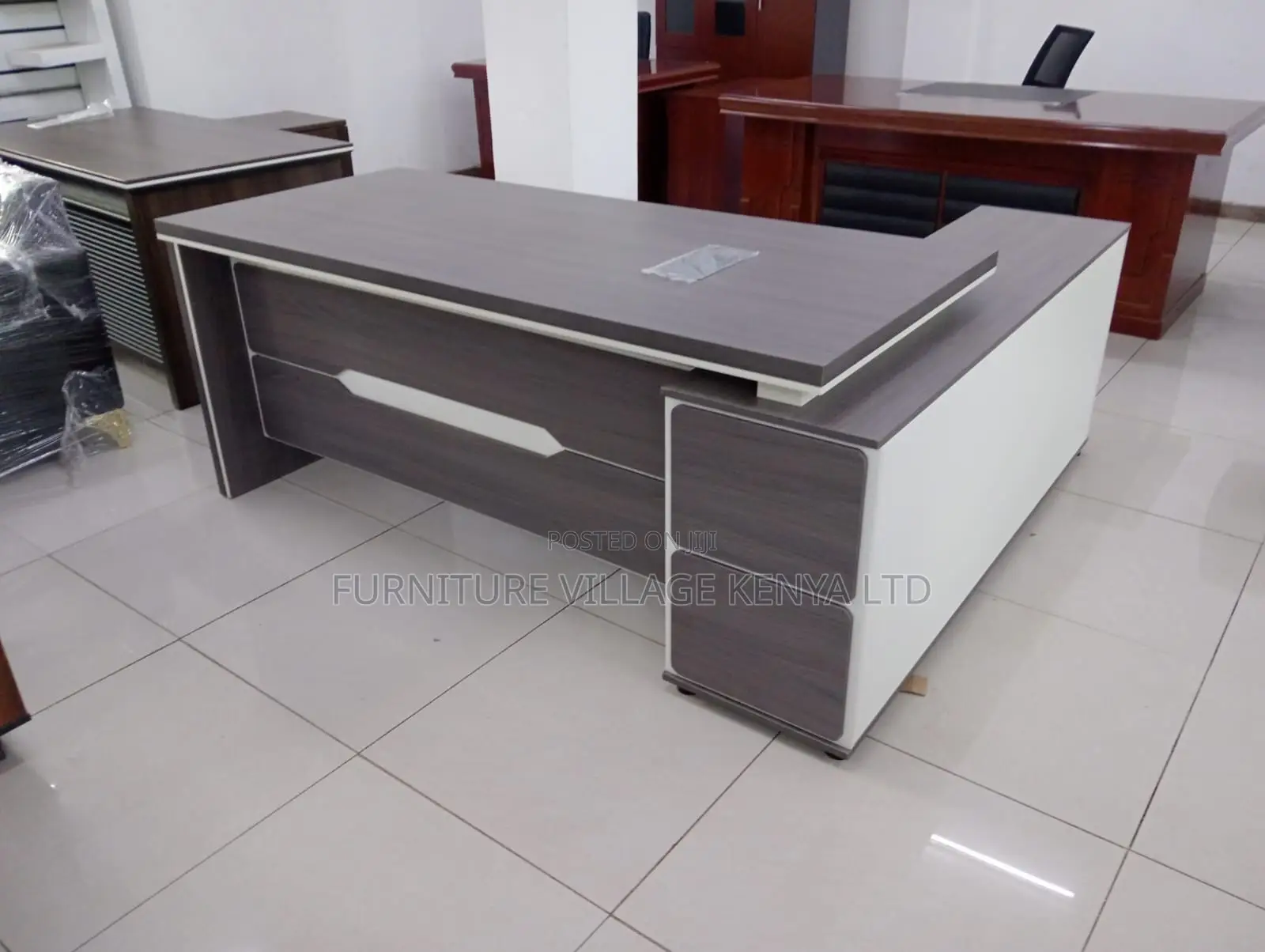 Office Desk; Executive 1.6 Meters L-shape Office Desk