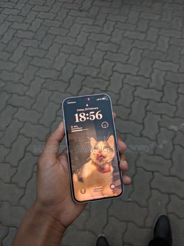 Apple iPhone 13 128 GB Pink - main view