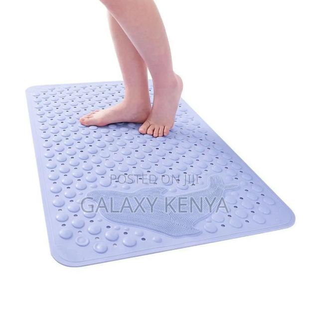 Anti-Slip Bathroom Mat - thumbnail 3