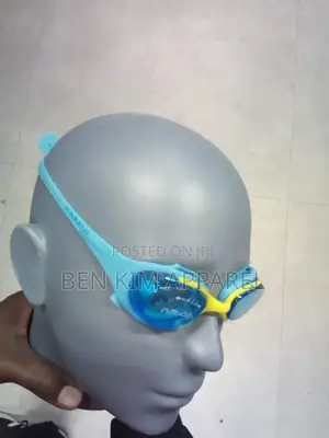 Blue Clear Lense Anti Fogg Treated Adjustable Fit Swimming Googles