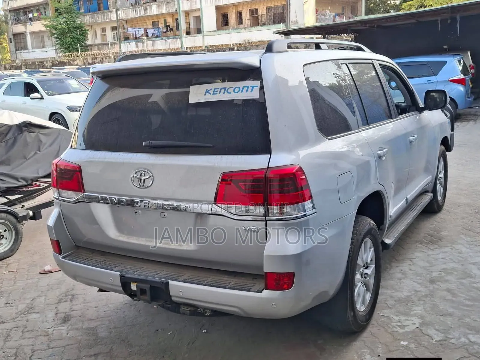 Toyota Land Cruiser 4.5 V8 TD 2020 Silver