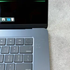 Laptop Apple MacBook Air 2025 M4 15-inch 24GB Apple M4 SSD 1T