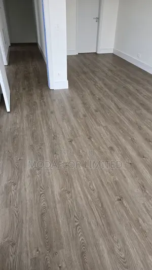 Modern Wooden Look SPC Flooring – Best Prices