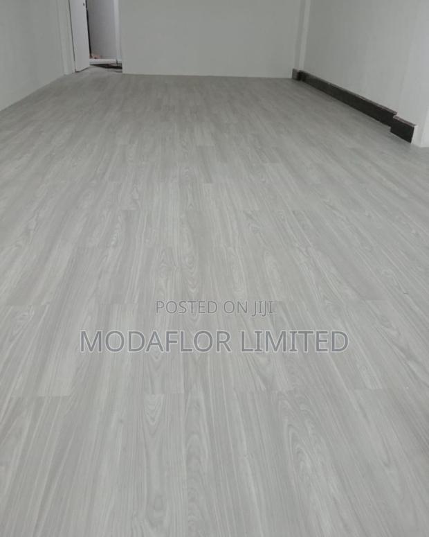 High-Quality SPC Flooring for Homes Offices - thumbnail 3
