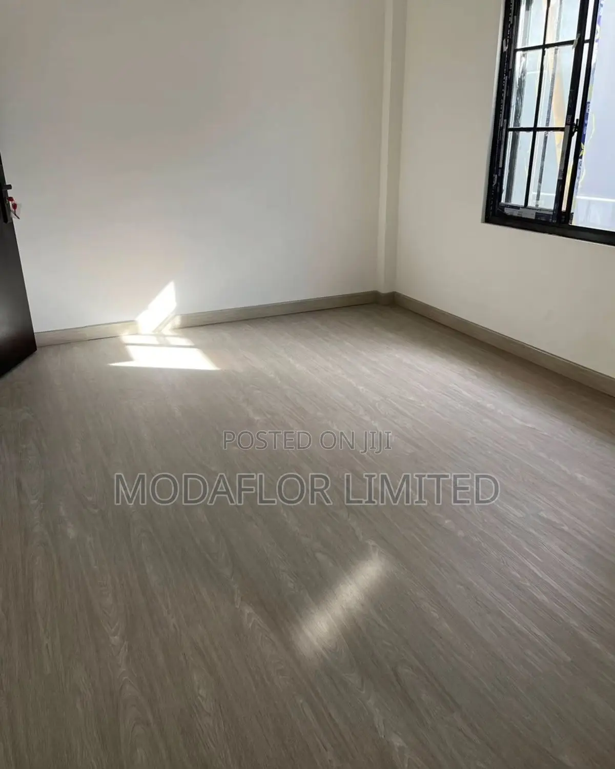 Waterproof Wooden SPC Flooring – Affordable Rates