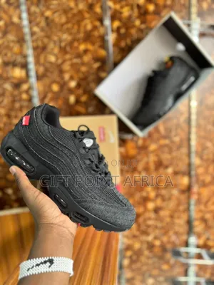 *Airmax 95 X Levi’S  Denim* Sneakers