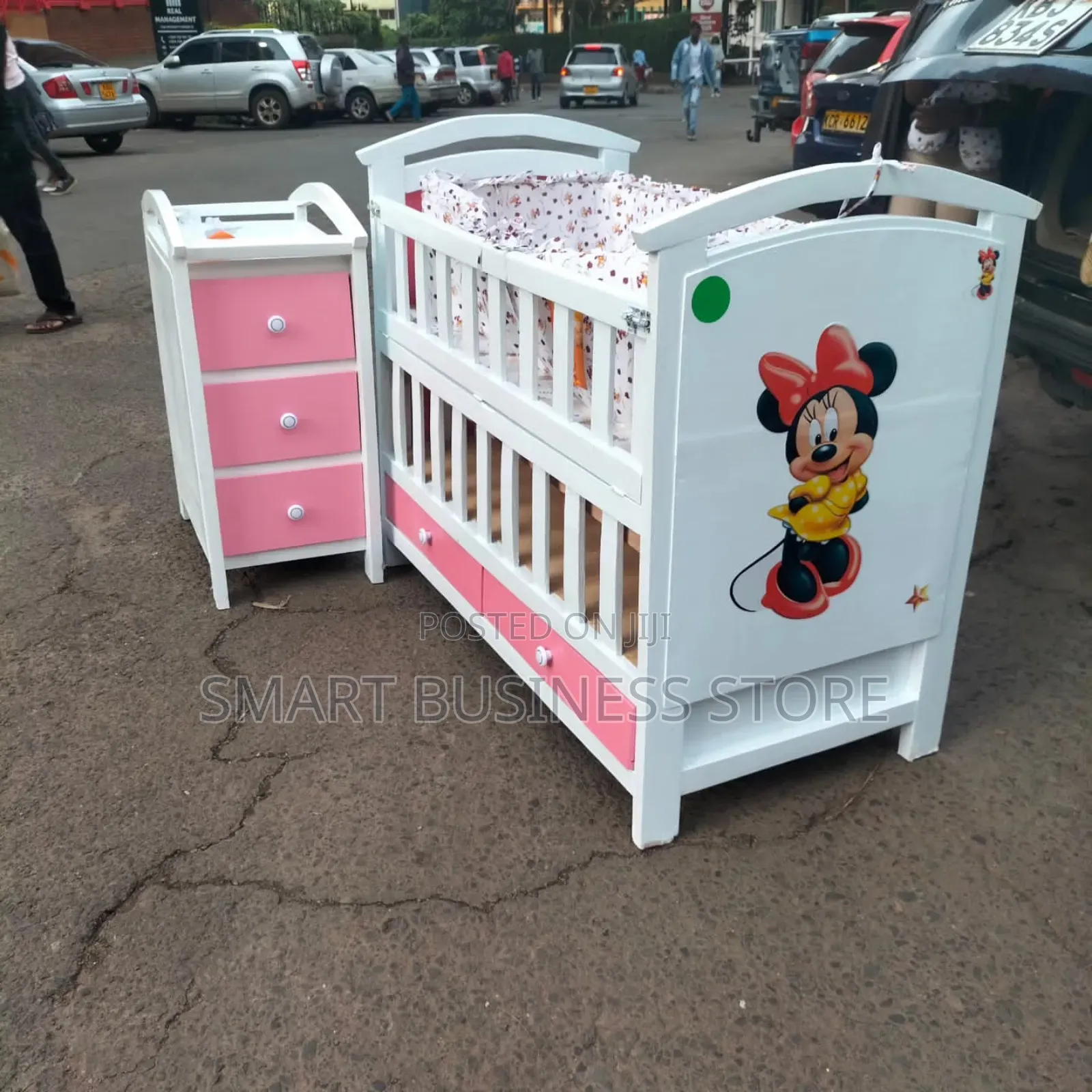 Mordarn Baby Cot