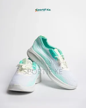 Women's Lightweight Mesh Casual Sneakers