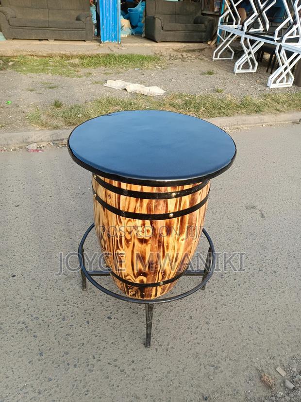 Barrrel Bar Table With Black Marble Top - main view