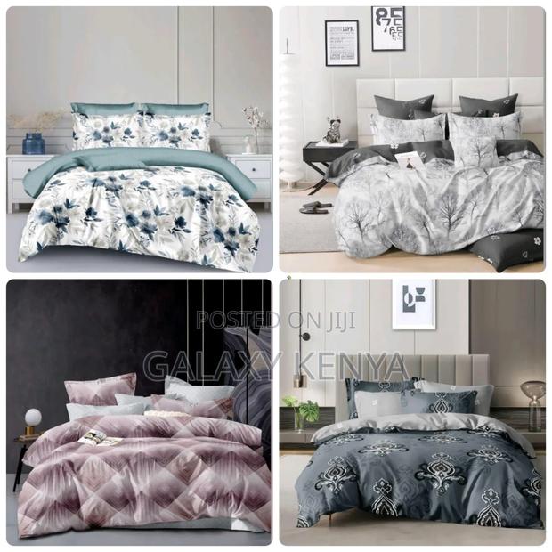 Binded Duvet 1 Bedsheet 2 Pillows (6*6 Feet) - main view