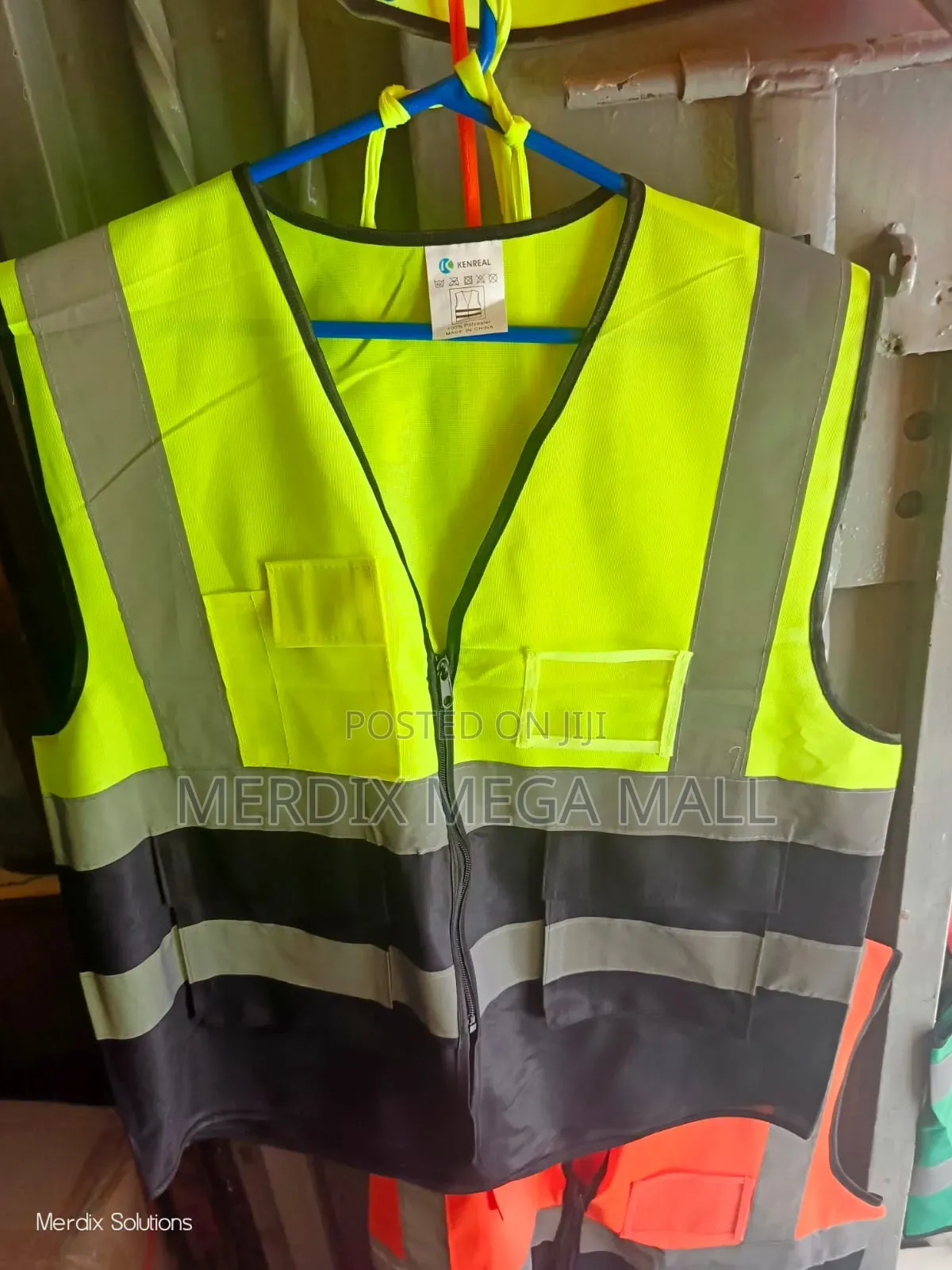 Luminous Green Black Reflector With Pockets,Reflectors