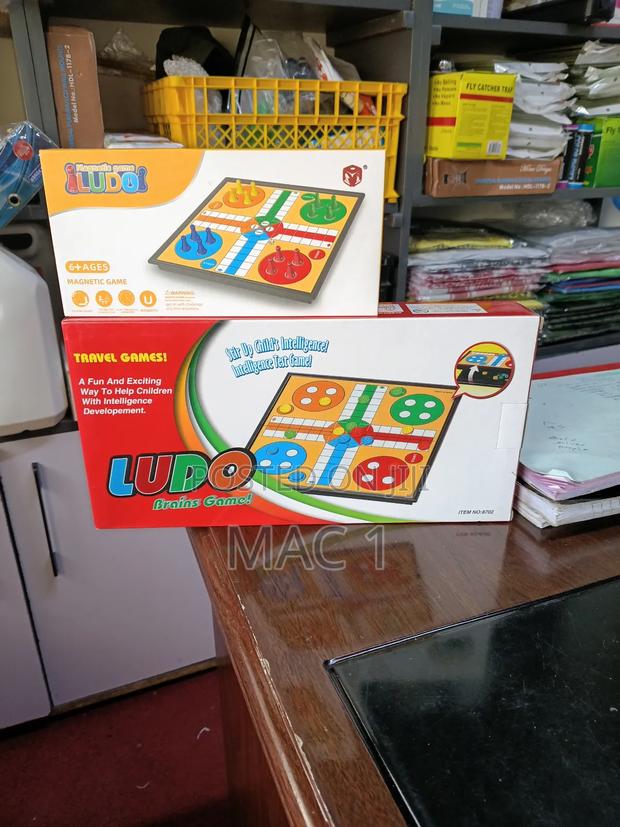 Ludo Brain Games Magnetic - main view