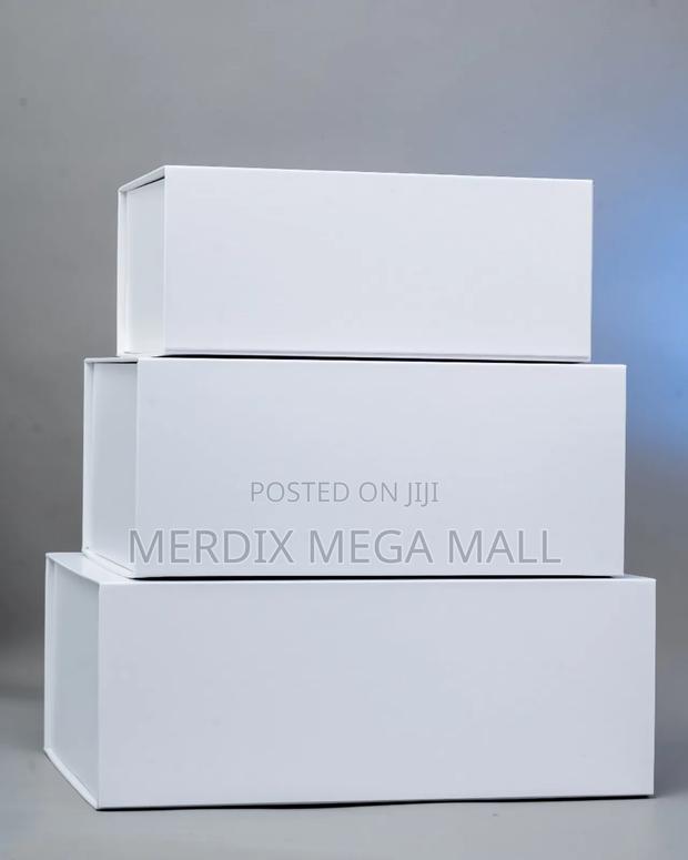 White Gift Box, Box - main view