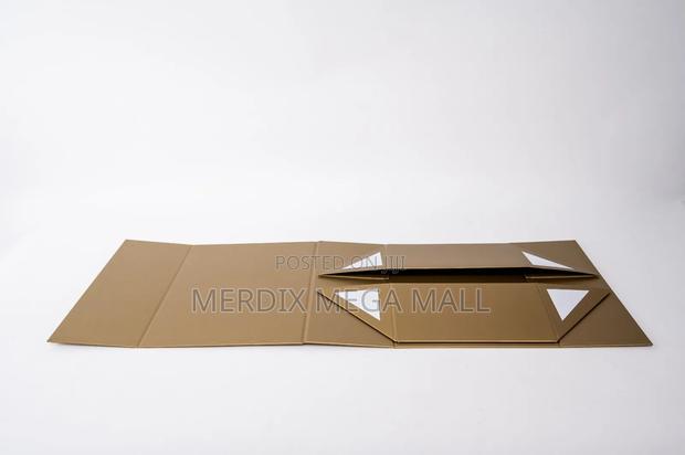 Golden Gift Box - thumbnail 4