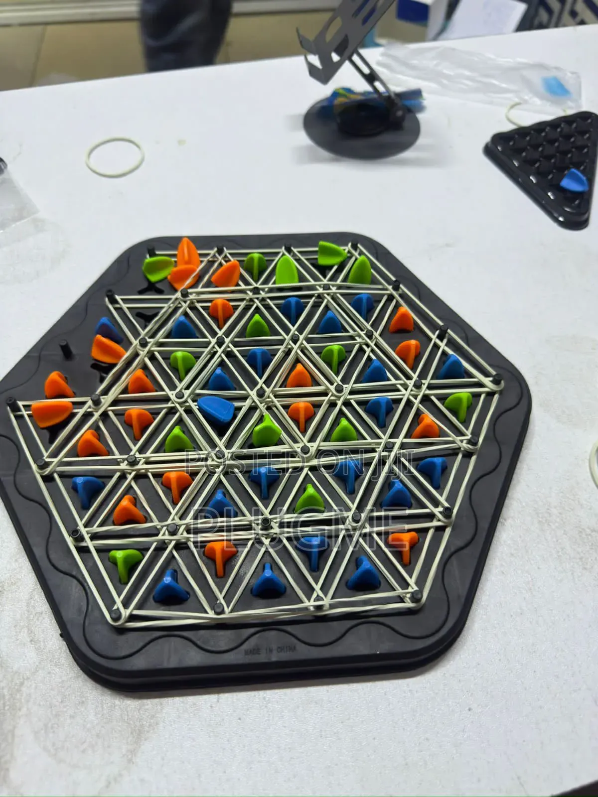 Linkage Geometry Chain Game