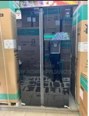 Black Hisense Side by Side 541 Litres With Dispenser Single Inverter