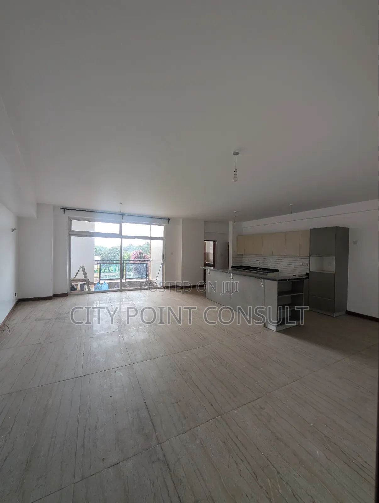 3bdrm Apartment in Muthaiga Square for rent