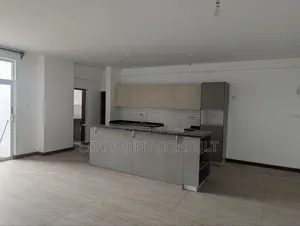 3bdrm Apartment in Muthaiga Square for rent