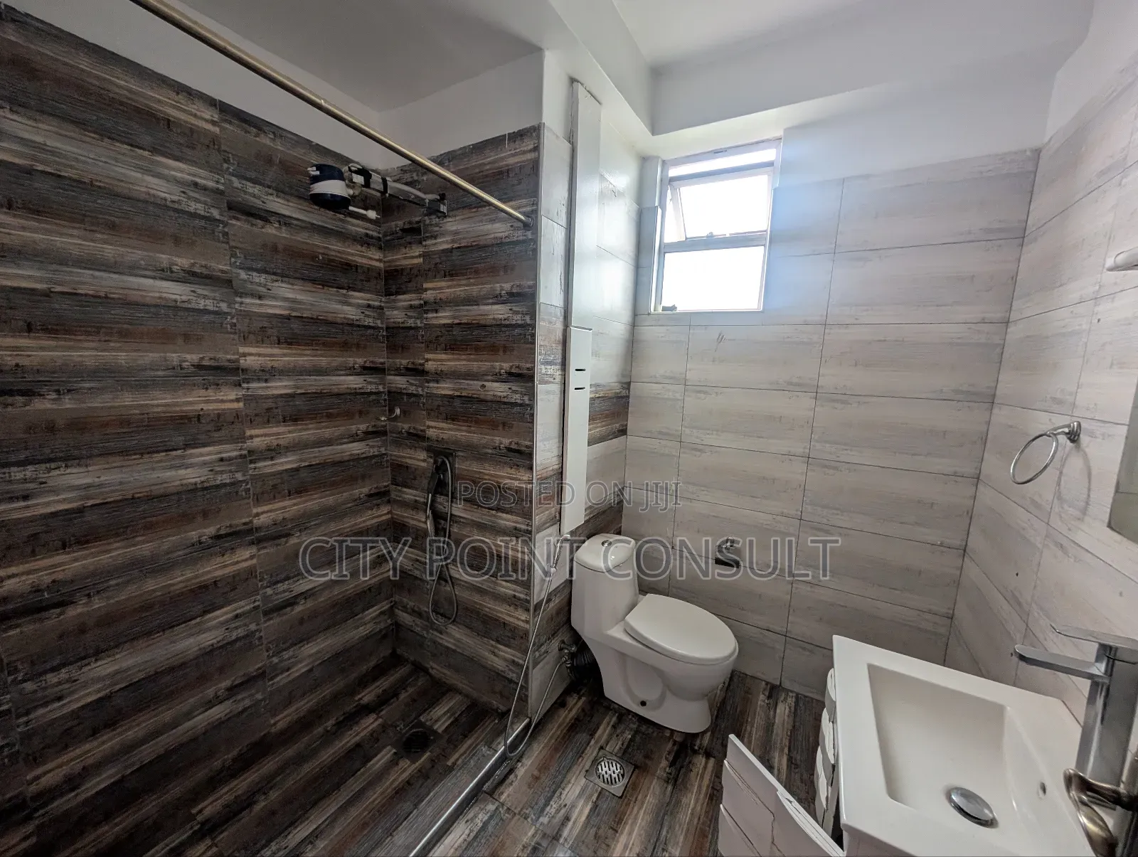 3bdrm Apartment in Muthaiga Square for rent