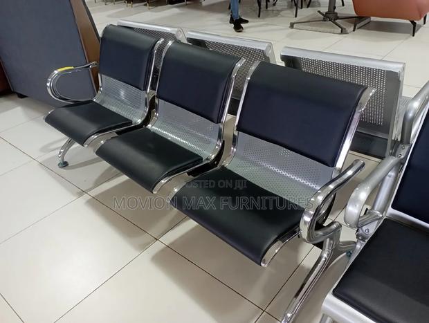 Black New Bench - main view