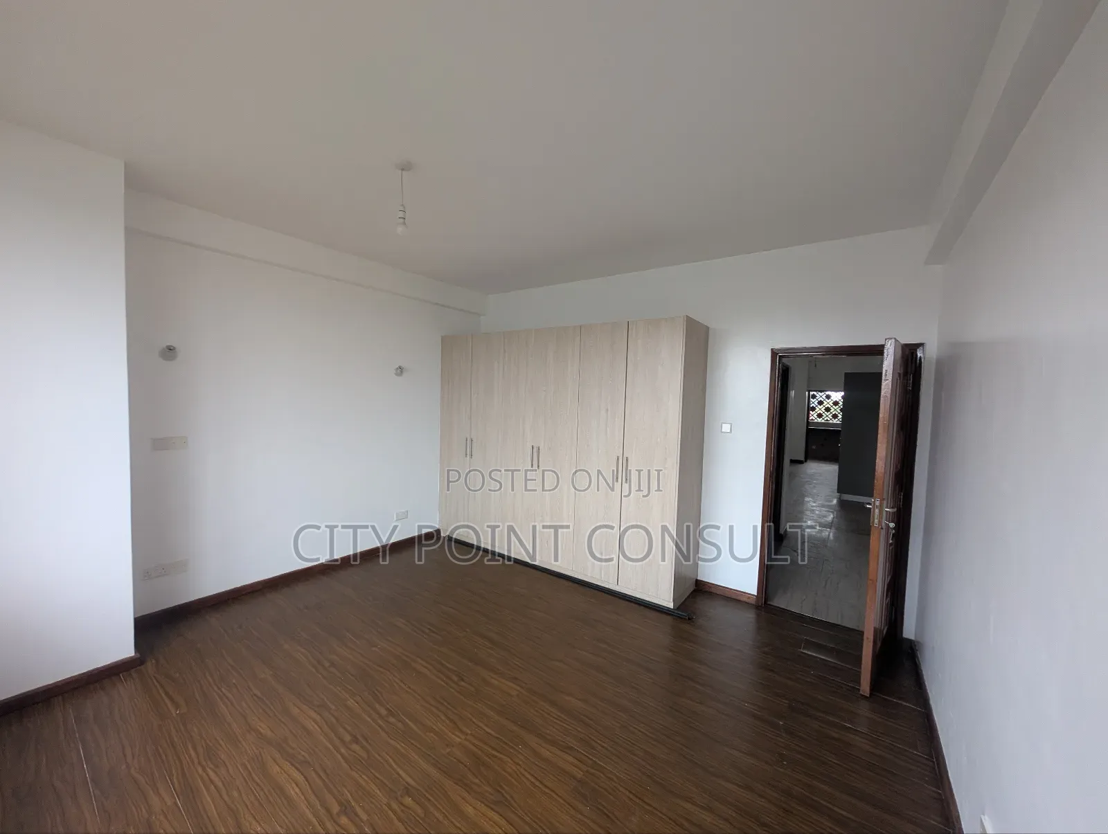 3bdrm Apartment in Muthaiga Square for rent