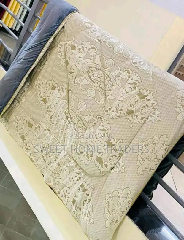 Silk Duvet With Bedsheet and Pillow Cases