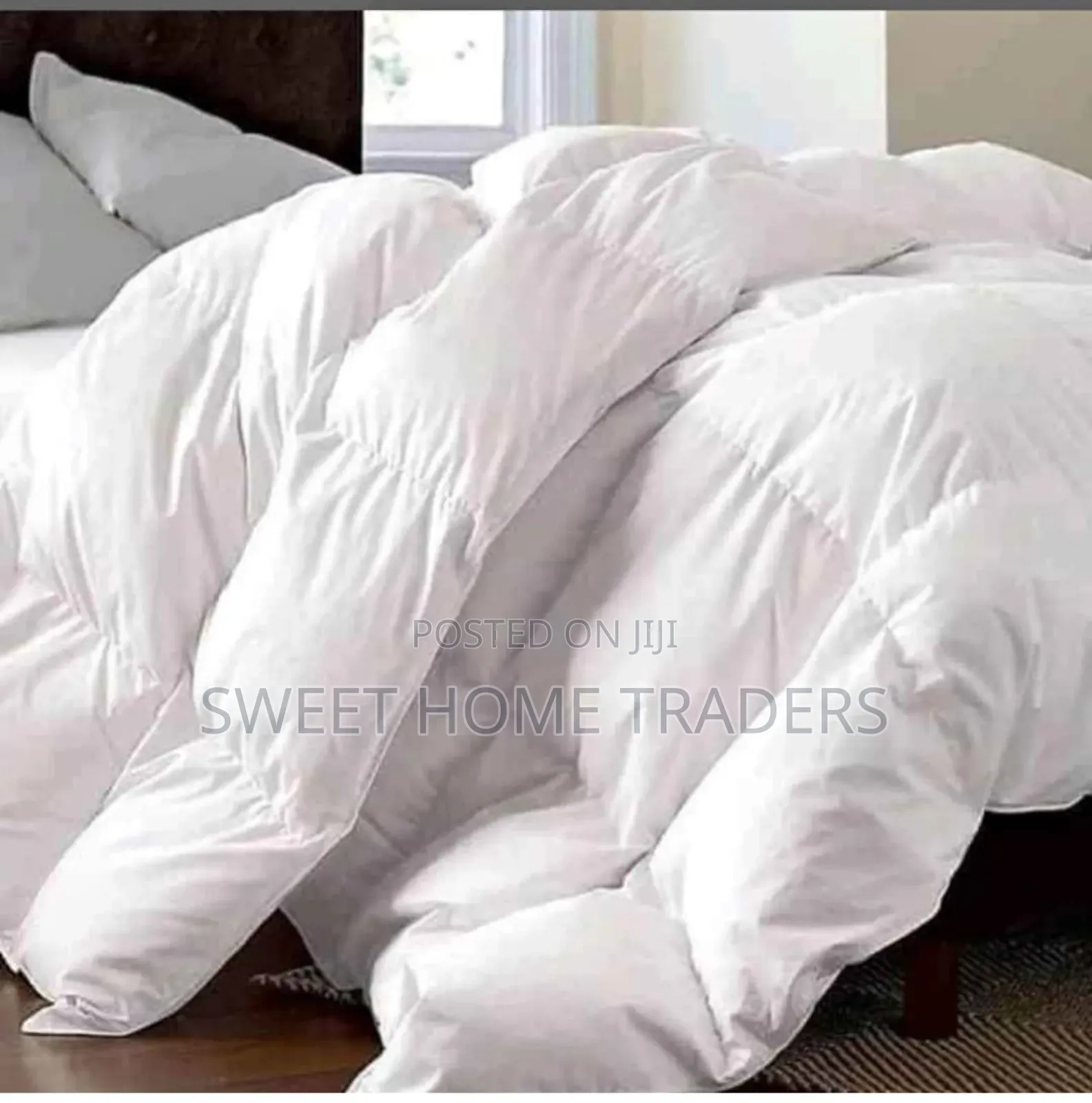 Single Piece White Striped Duvet