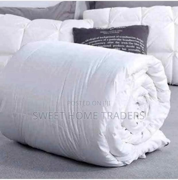 Single White Striped Duvet(6*7) - main view