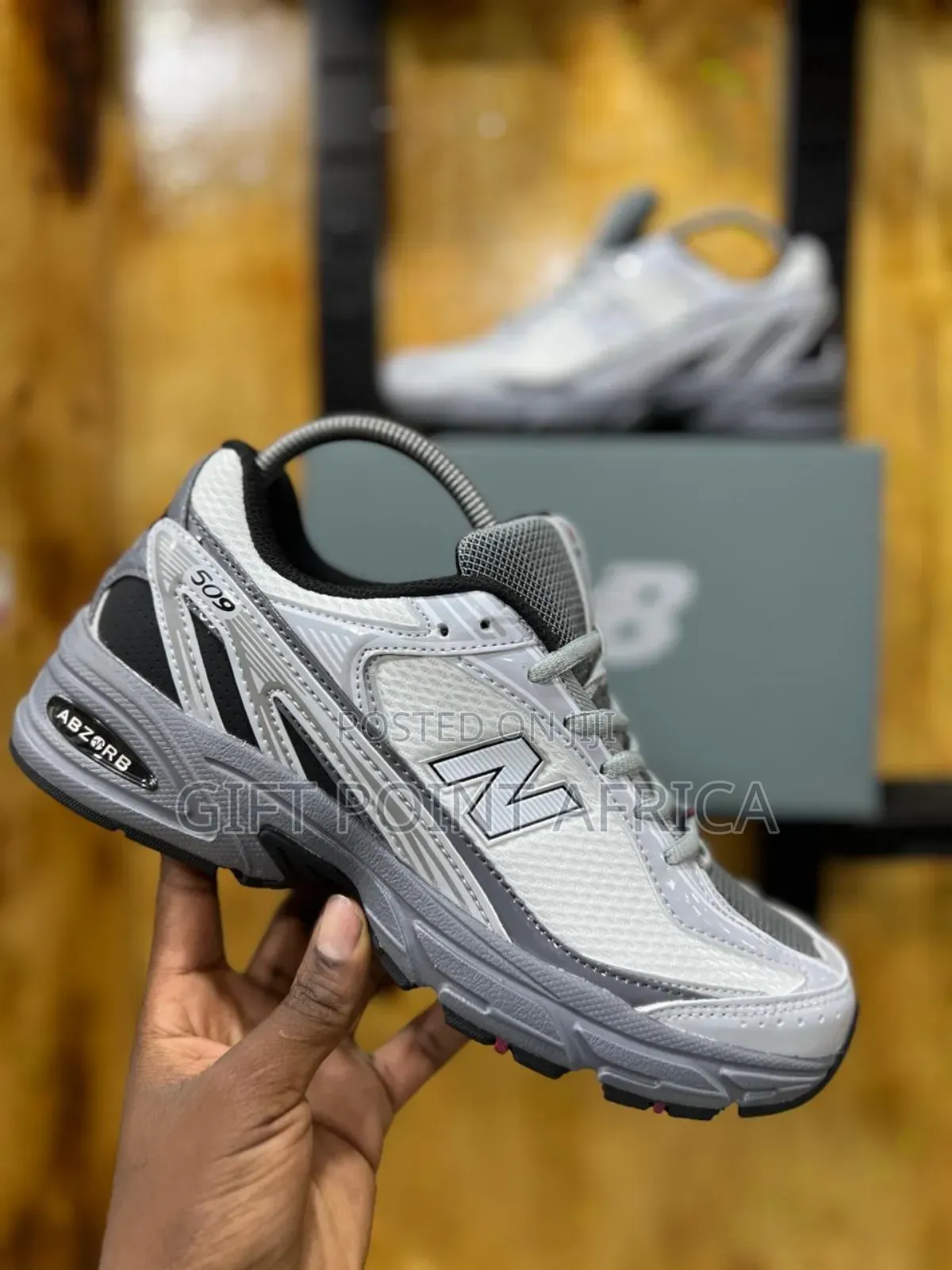 *New Balance 509* Sneakers