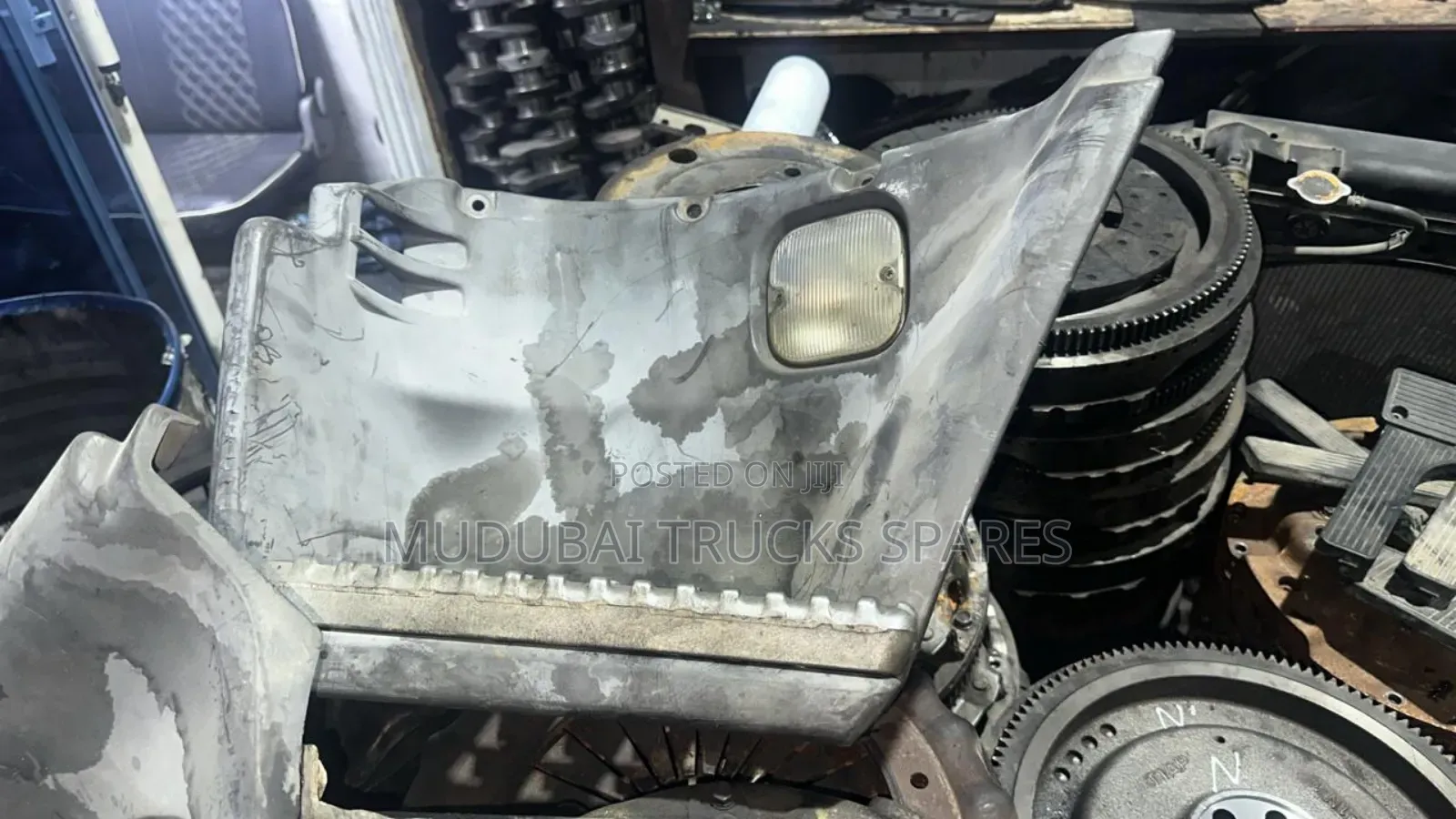 Isuzu Frr33 and FSR Exjapan Side Step