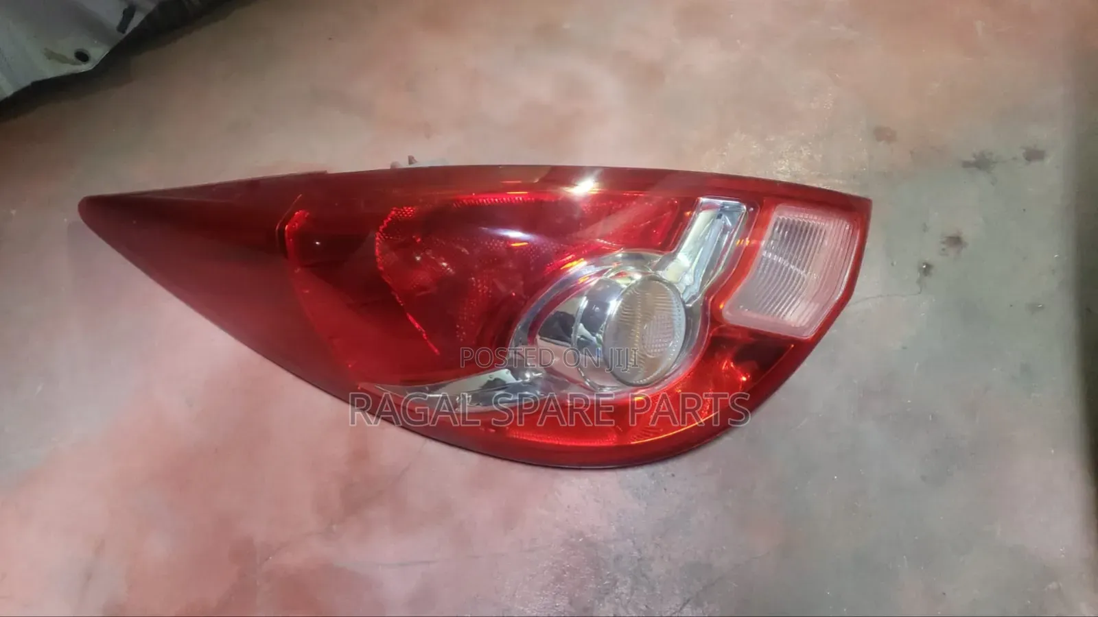 Tiida Hatchback Taillight