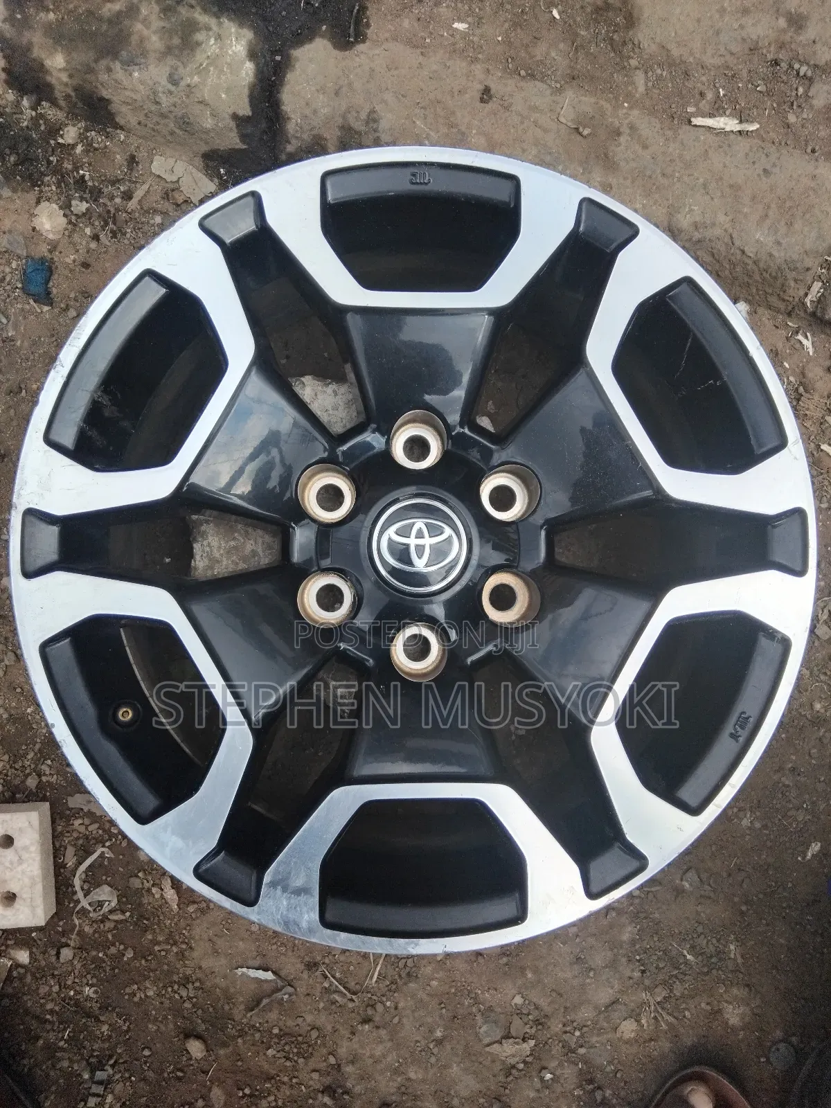 Toyota Hilux Revo Size 18inch Wheels
