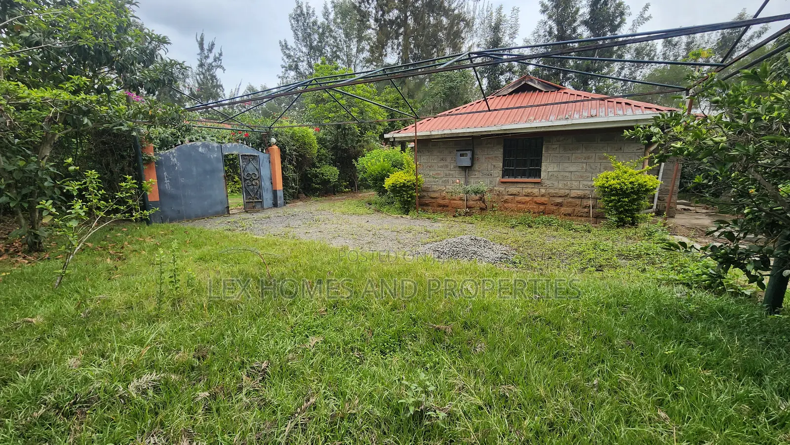 4bdrm Bungalow in Nkoroi for rent