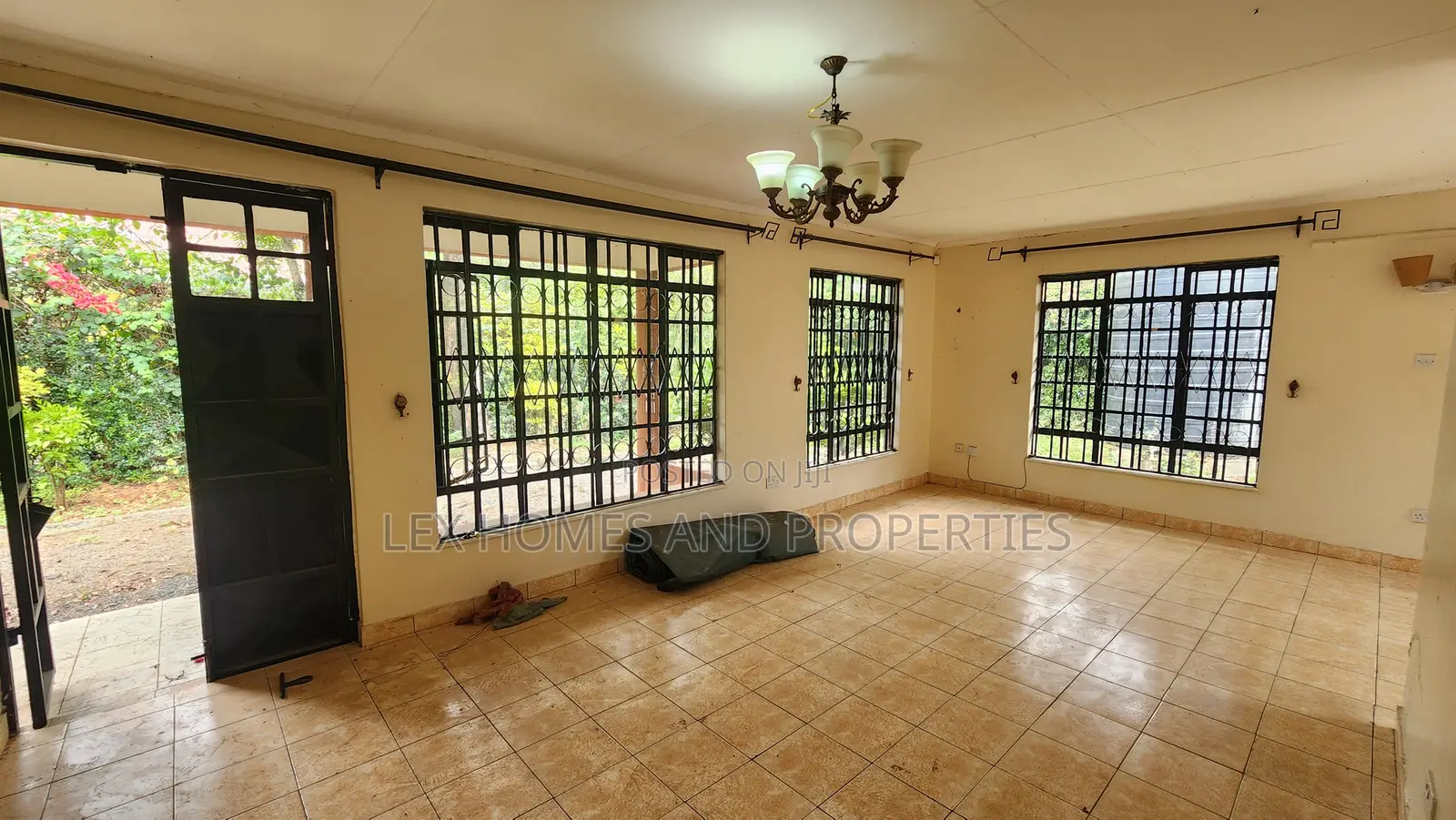 4bdrm Bungalow in Nkoroi for rent