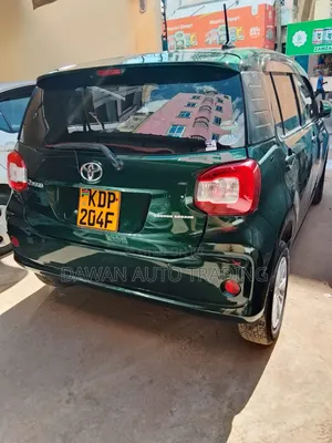 Toyota Passo 2016 Green