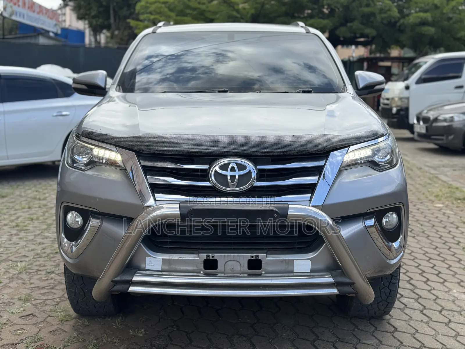 Toyota Fortuner 2017 Silver