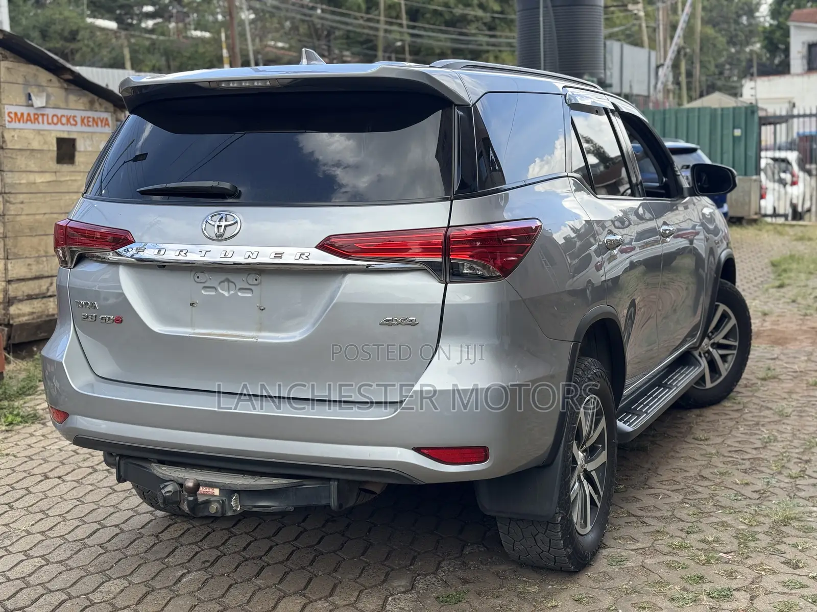 Toyota Fortuner 2017 Silver