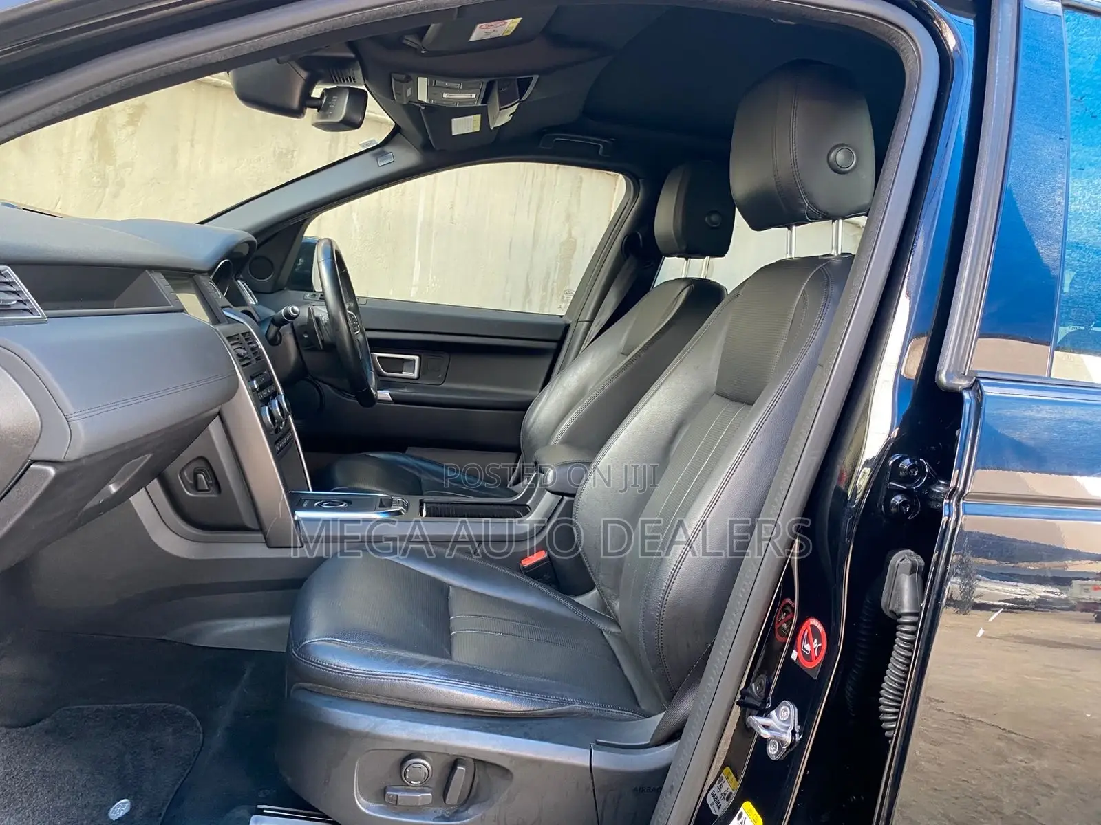 Land Rover Discovery Sport 2018 Black